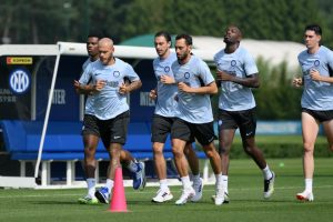 panchine giocatori kopron inter allenamenti