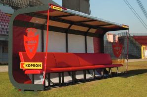 panchine da calcio rosso 01 1
