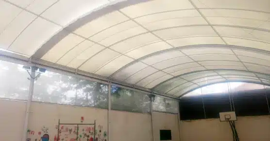 estrutura em lona escola